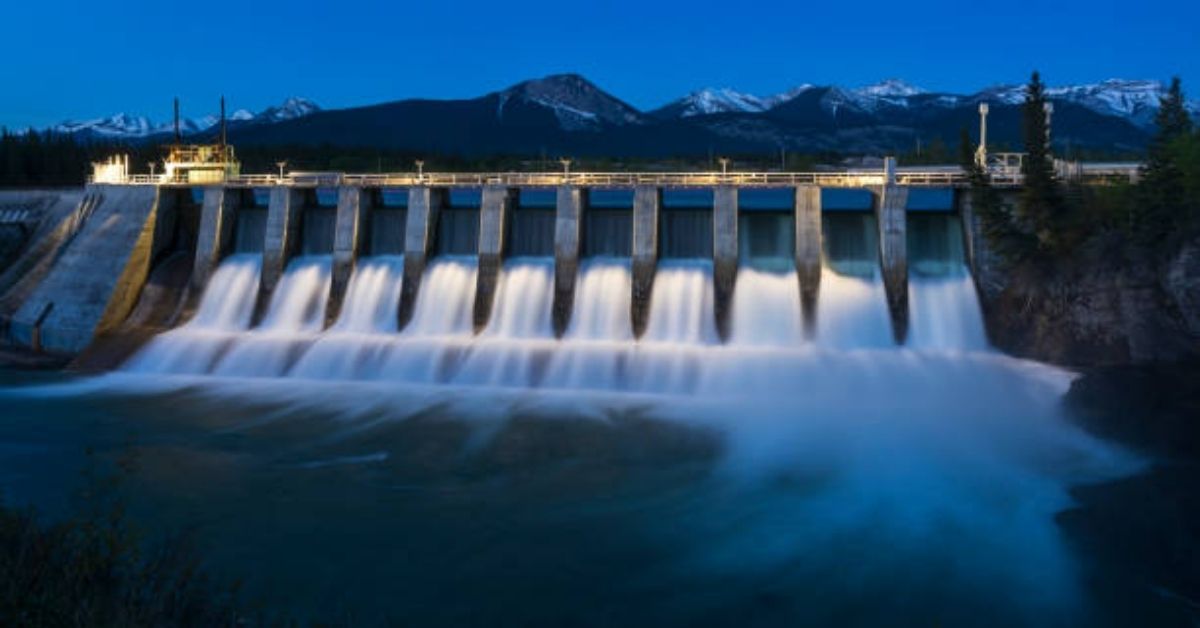 How Hydroelectric Power Generation Supports Clean Energy